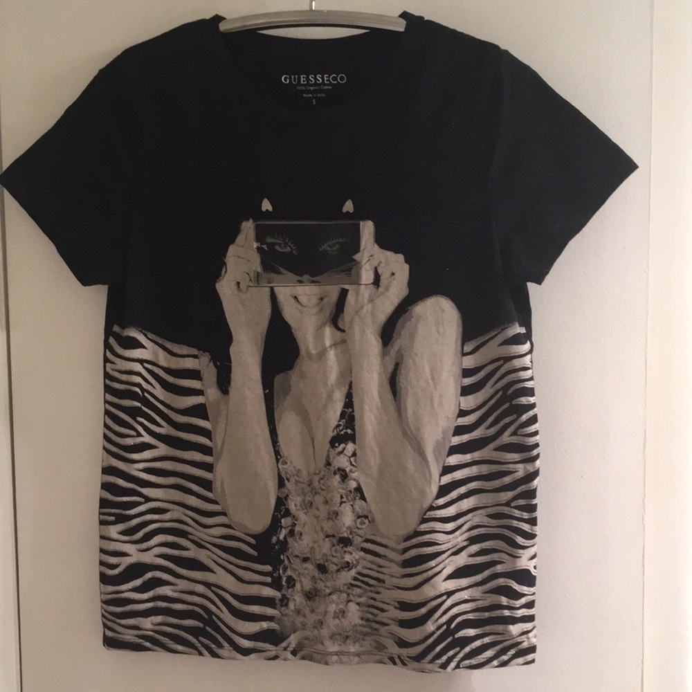 😻 Influencer Kitty Fashion T-shirt, GUESS ECO line